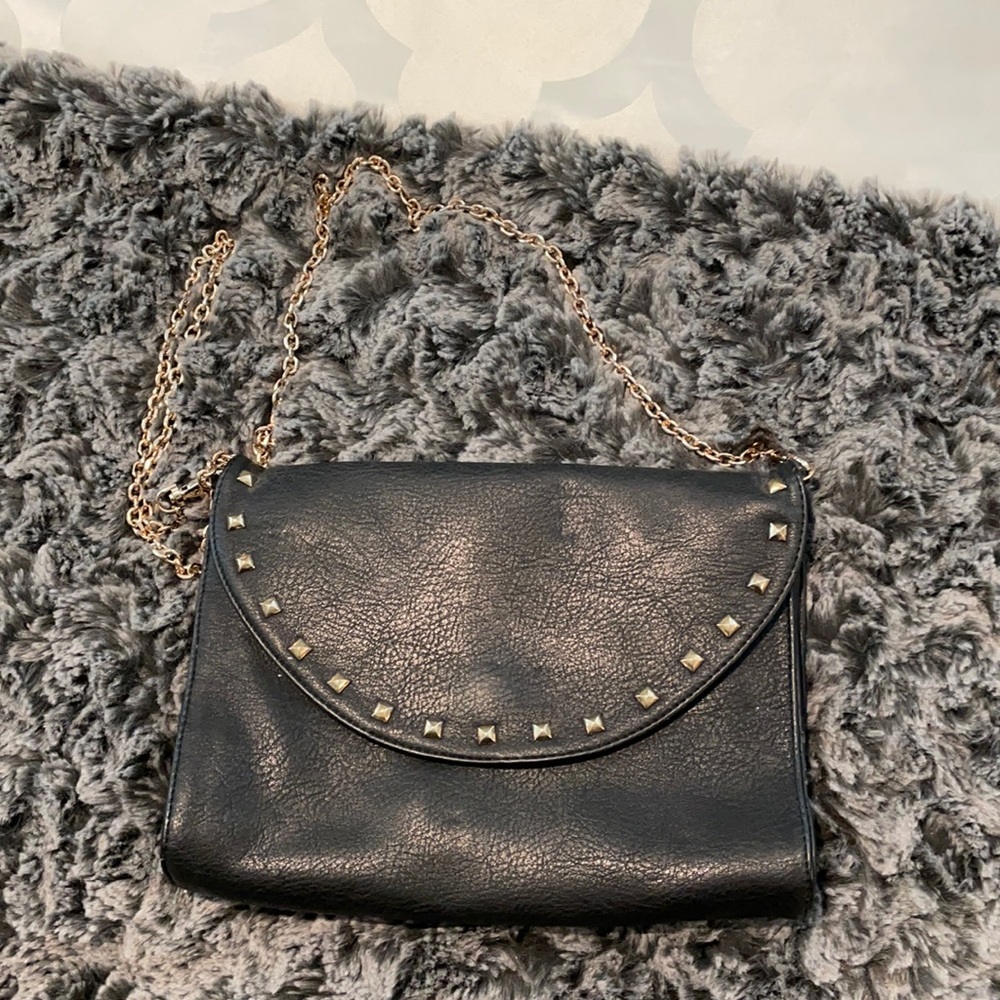 Forever 21 shoulder bag